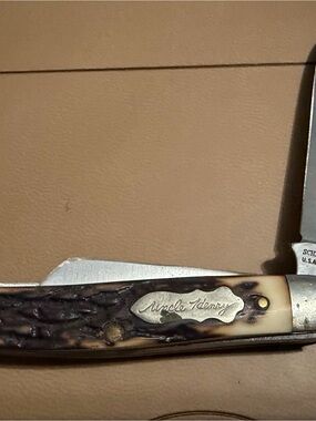 Uncle Henry Schrade Folding Pocket Knife - Brown & Cream Jigged Handle